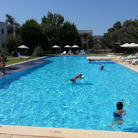 Apart Otel Muskebi Ortakent