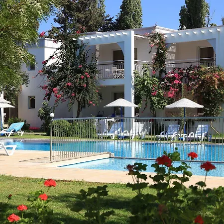 Muskebi Apart Otel Ortakent
