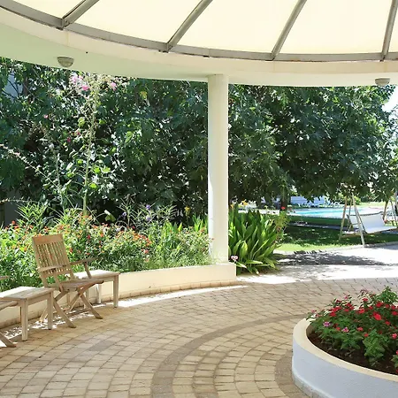 Apart Otel Muskebi