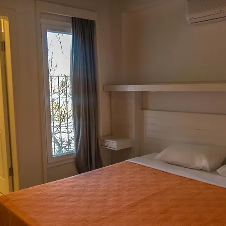 Muskebi アパートホテル