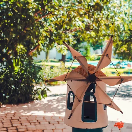 Muskebi 3* オータキャンツ