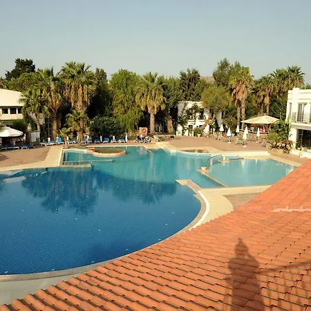 Muskebi オータキャンツ